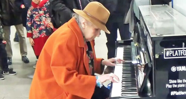 Elderly Lady Sits Down At Public Piano And Plays Ragtime Like A Goddess