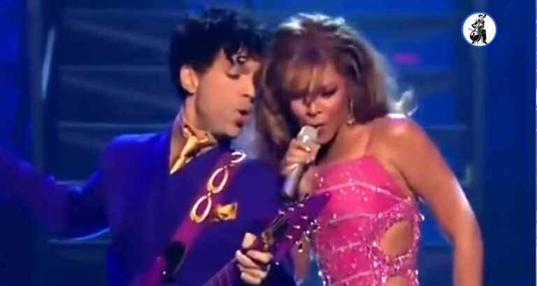 Prince and Beyoncé’s legendary “Purple Rain” duet and medley at the 2004 Grammy Awards