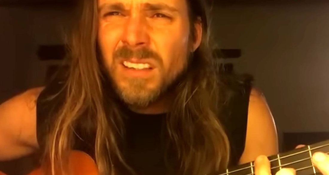 Willie Nelson’s son Lukas covers “Sound of Silence” during lockdown and goes instantly viral!