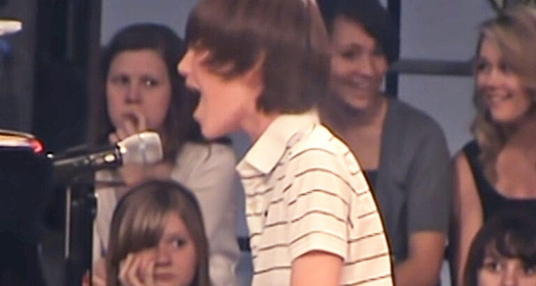 Greyson Chance’s Grade-School Performance of Paparazzi