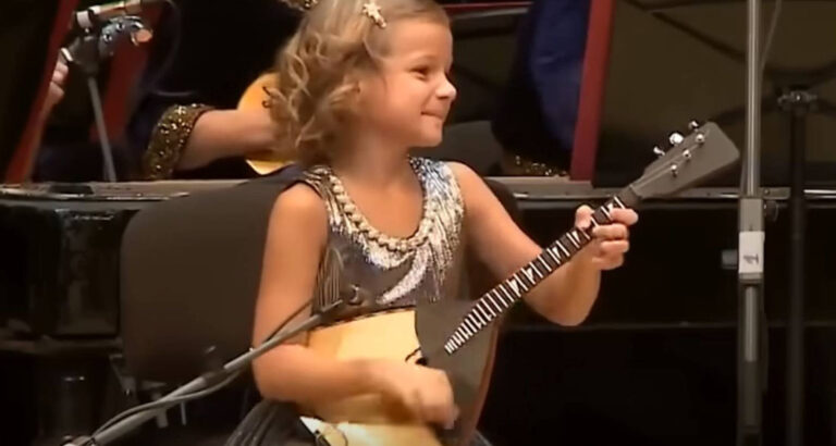 7-Year-Old Anastasia Tyurina’s Balalaika Skills Leave Fans Astonished